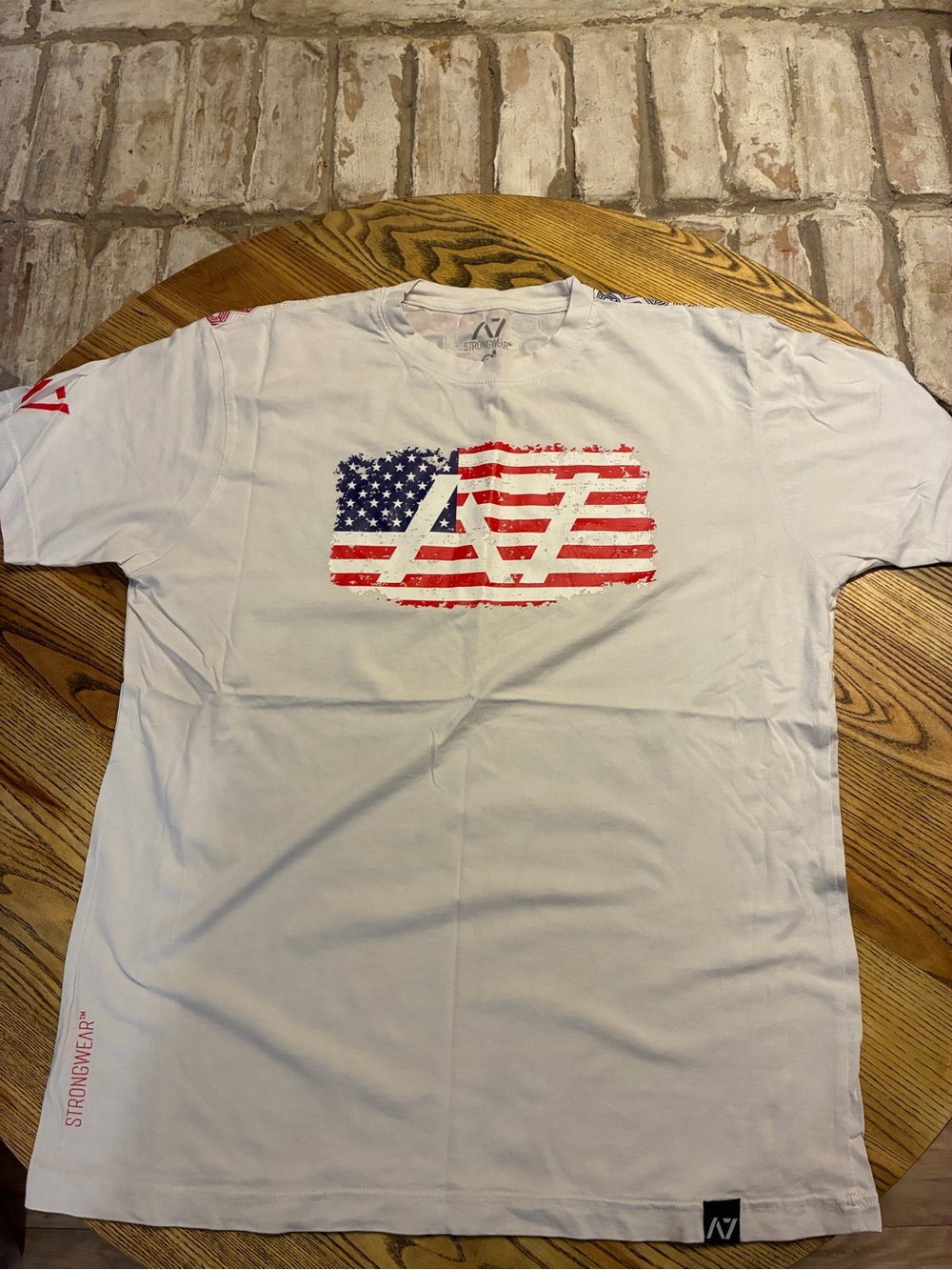 A7 Bar Grip Shirt